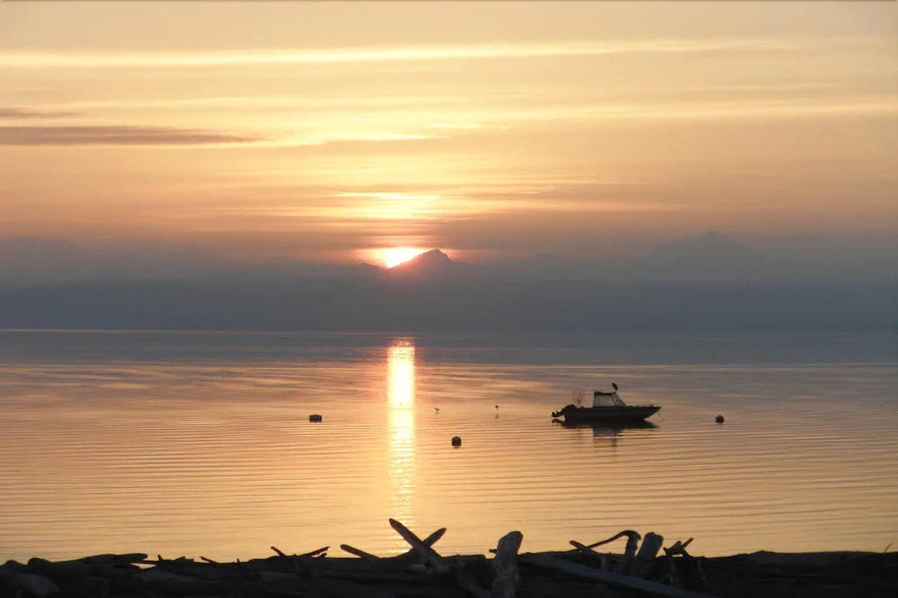 Camano Island Waterfront Vacation Rental Esterno foto